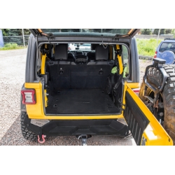 Mata/wykładzina bagażnika Jeep Wrangler 4 Drzwi